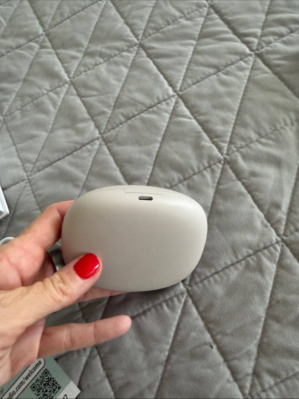 Groove open ear Wireless Earbuds with Charging Case - Picture 3 of 5
